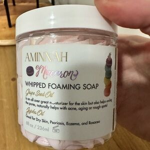 Aminnah Natural Macaron Whipped Foaming Soap